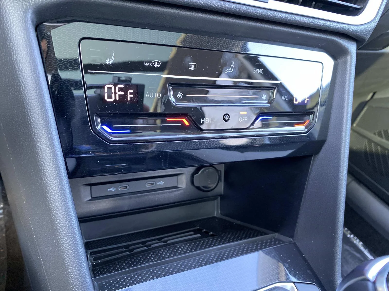 2026 Volkswagen Taos SE - Photo 12