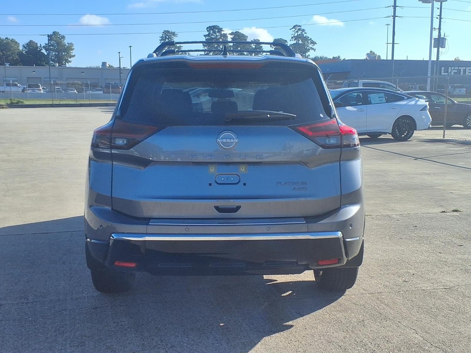 2026 Nissan Rogue photo 8 of 25
