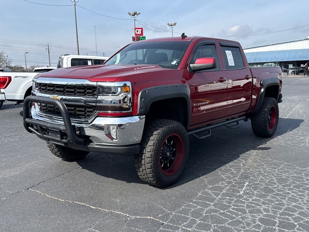 Used 2018 Red Chevrolet LT image 3
