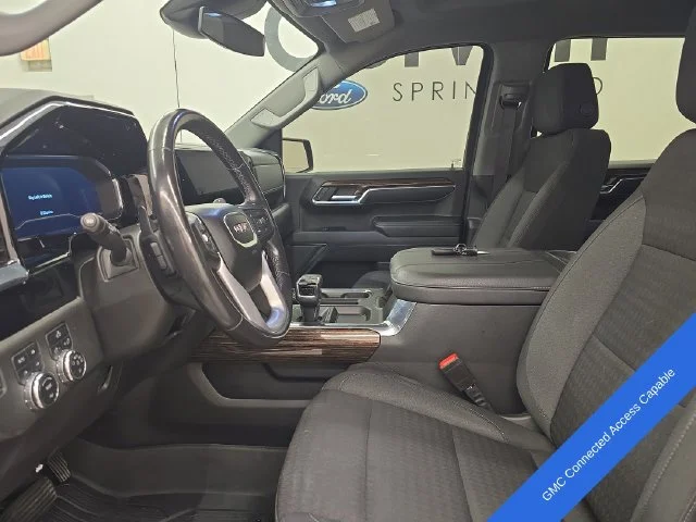 Used 2023 Summit White GMC Elevation image 21