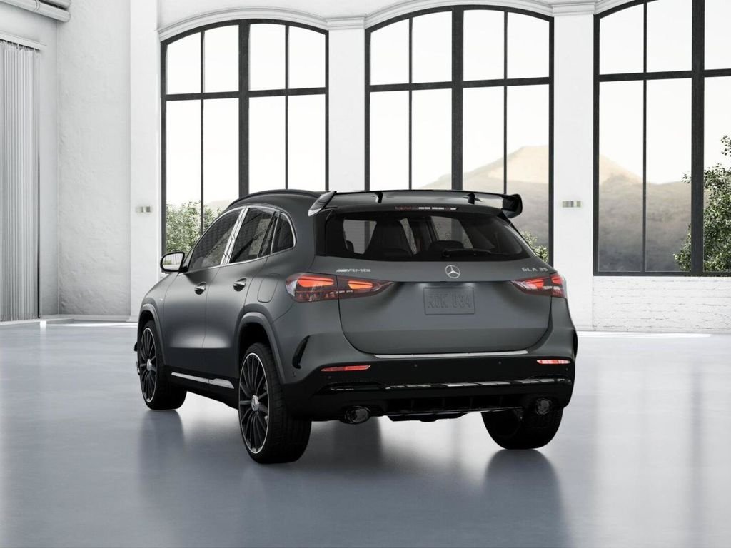 New 2026 MANUFAKTUR Mountain Grey Magno Mercedes-Benz AMG® GLA 35 4MATIC® SUV image 27