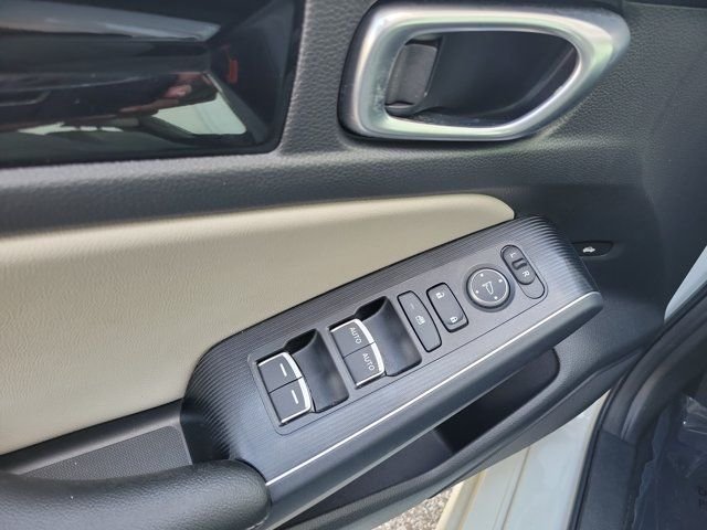 2024 Honda Civic Touring - Photo 23