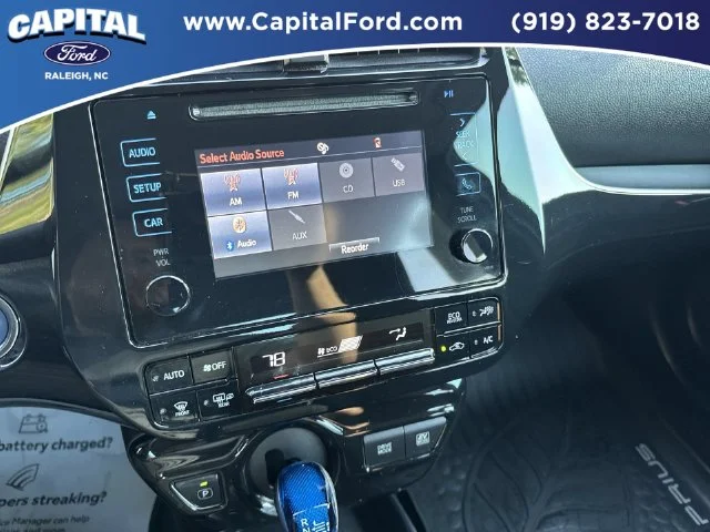 Used 2018 Silver Toyota Two image 26