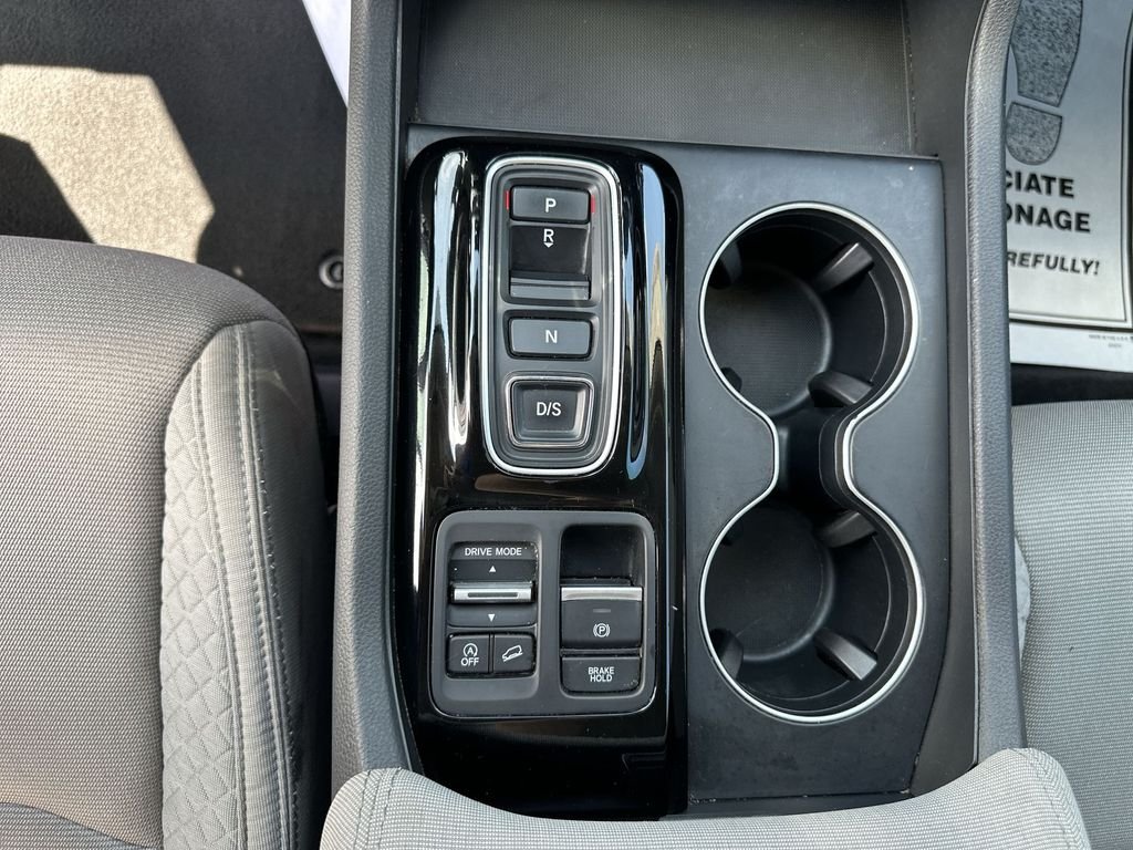 Used 2023 Gray Honda LX image 25