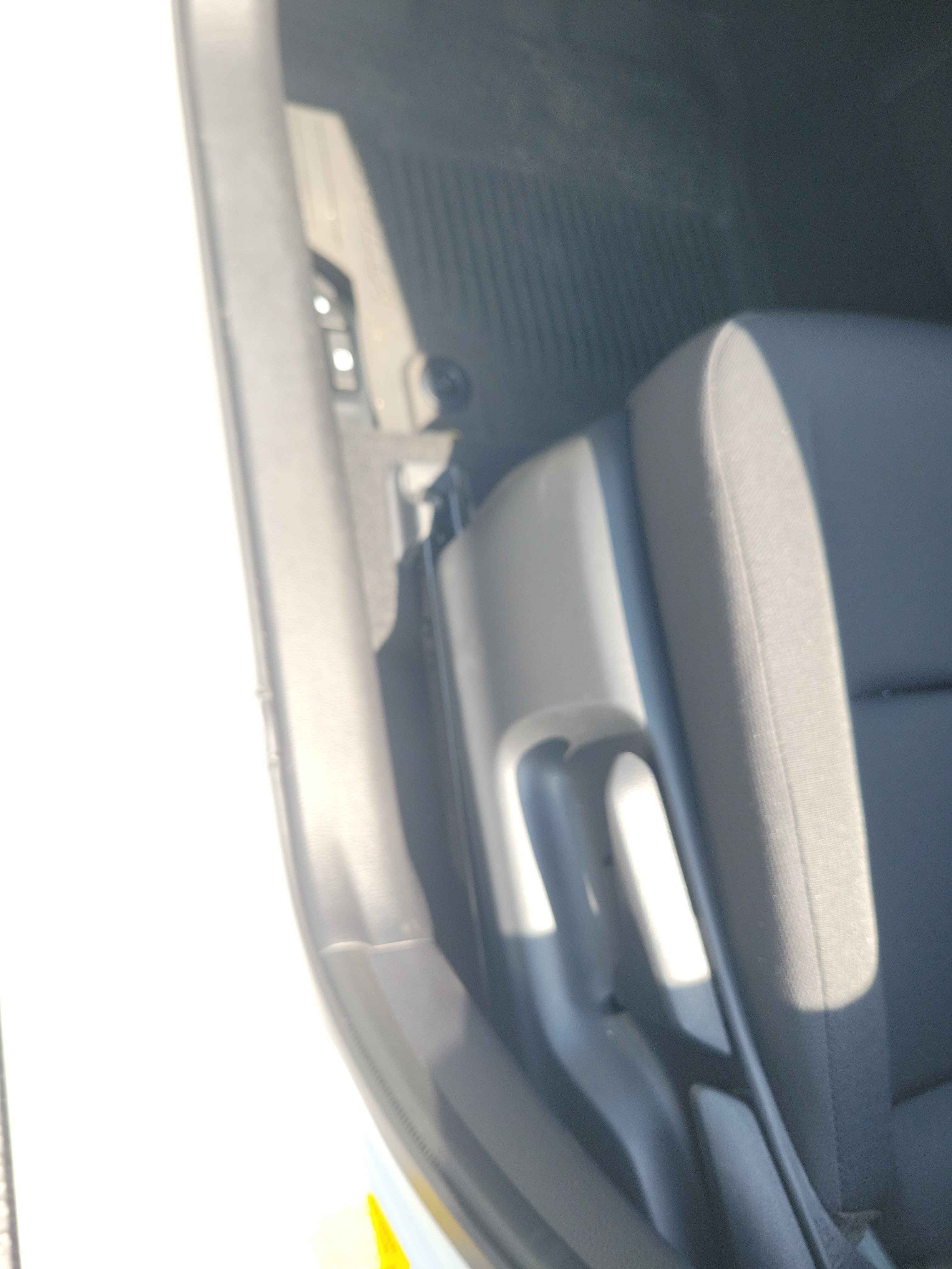Used 2025 Pearl Toyota LE image 19