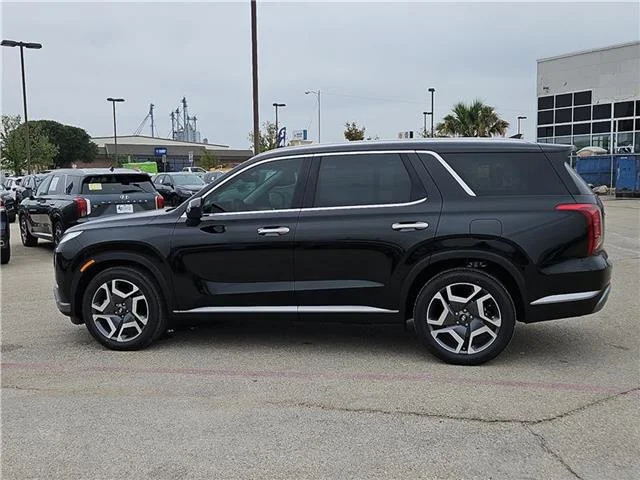 New 2025 Abyss Black Pearl Hyundai SEL Premium image 2
