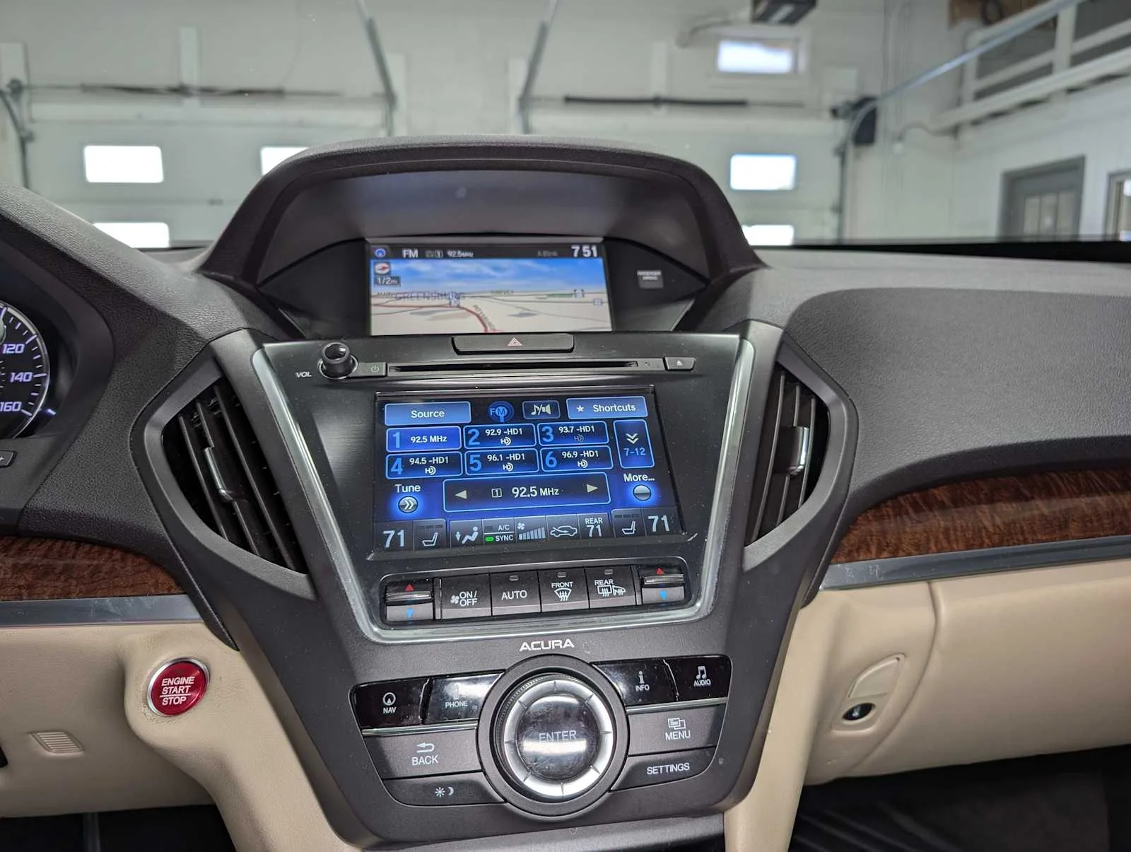 Used 2017 White Diamond Pearl Acura w/Technology Pkg image 33
