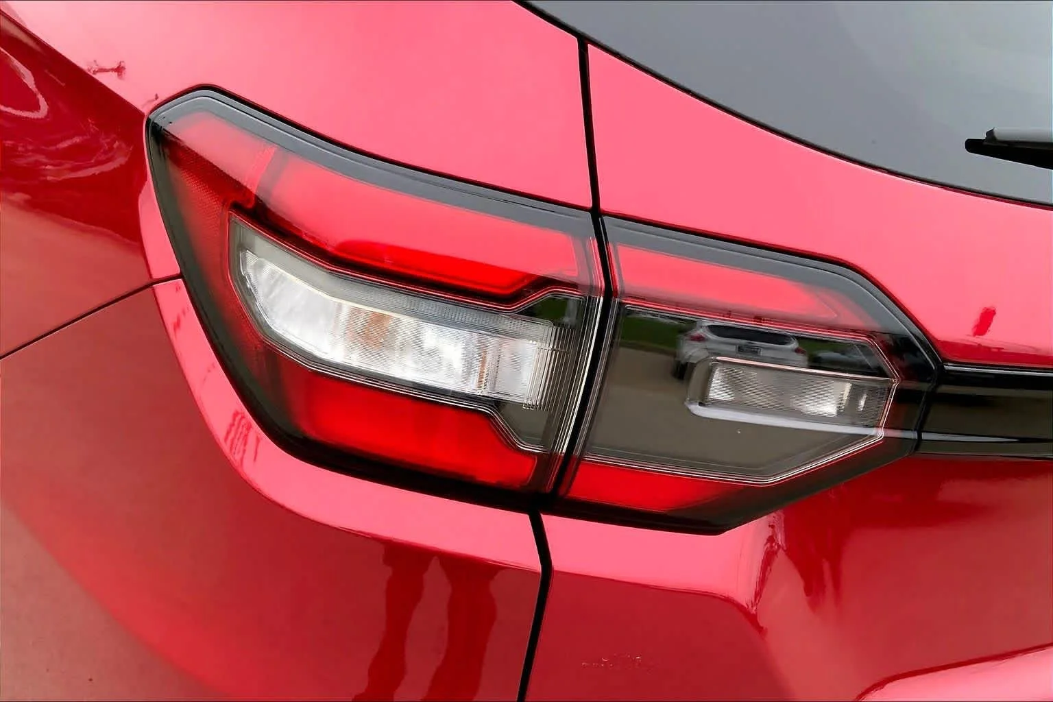 Used 2025 Radiant Red Metallic II Honda Elite image 27