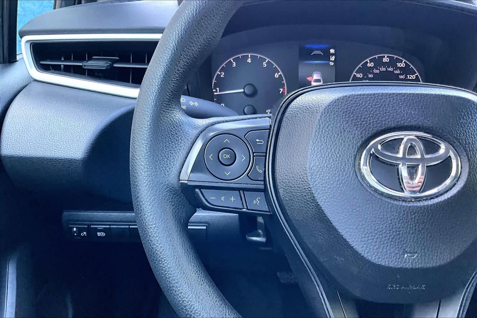 Used 2025 Underground Toyota LE image 24