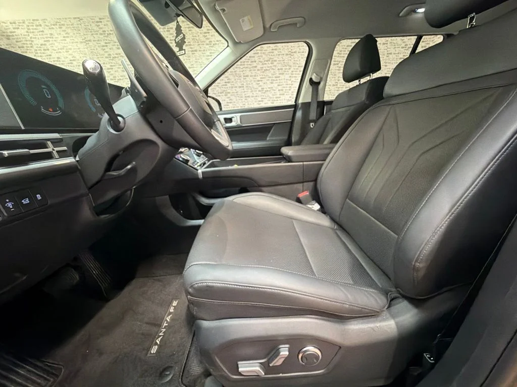 Used 2026 Rockwood Green Hyundai SEL image 25