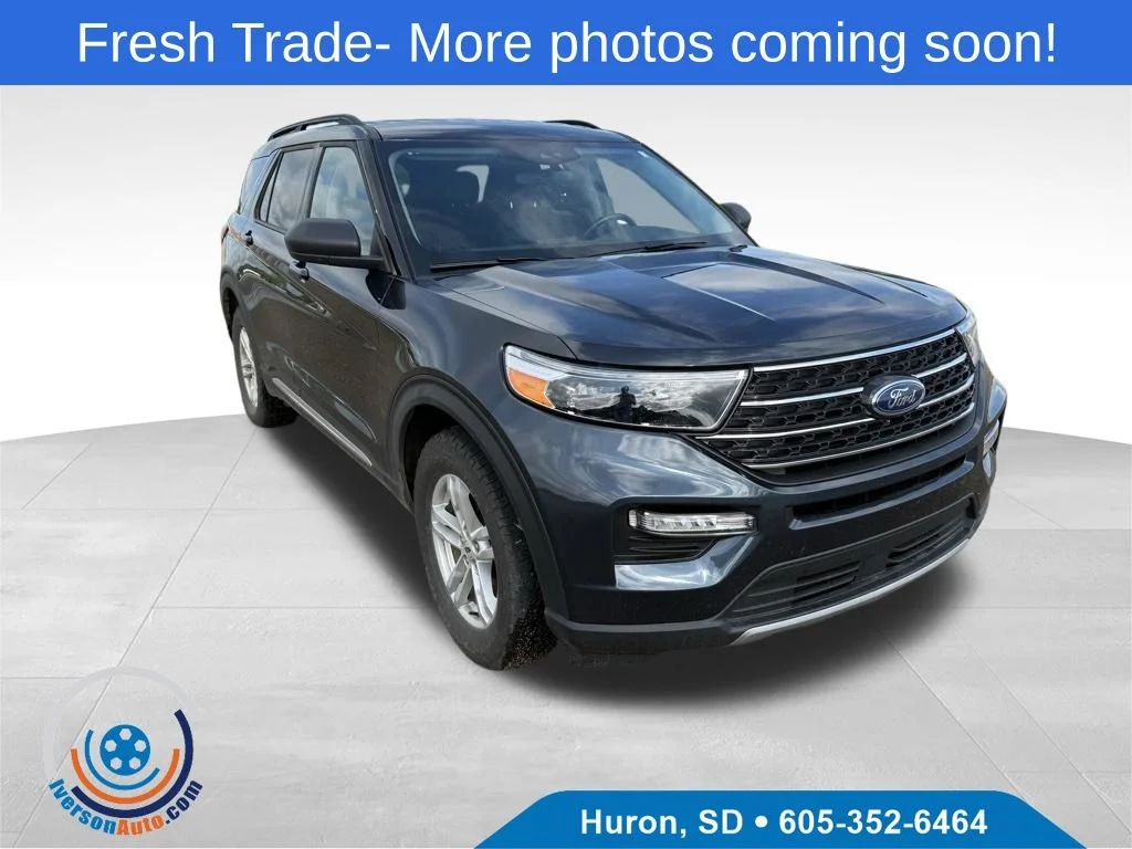 2023 Ford Explorer XLT 4WD's photo