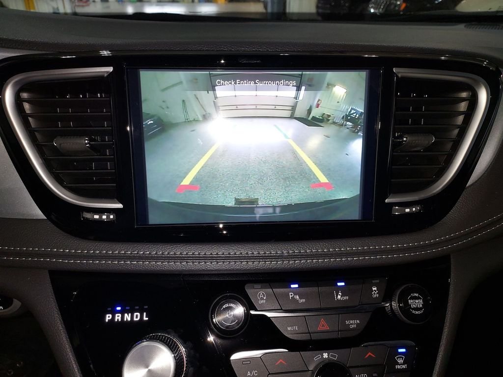 2026 Chrysler Pacifica Limited - Photo 26