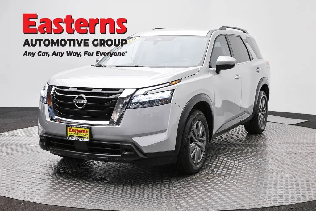 Used 2025 Silver Nissan SV image 1