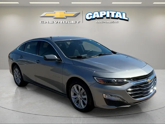 Used 2025 Gray Chevrolet LT image 8