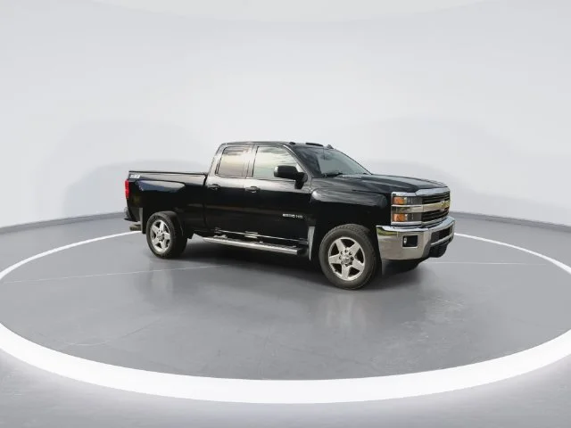 Used 2015 Black Chevrolet LT image 2