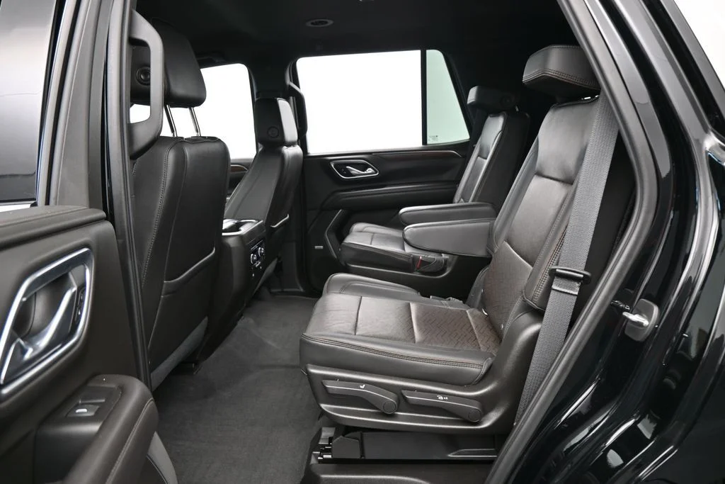 Used 2021 Black Chevrolet High Country image 40