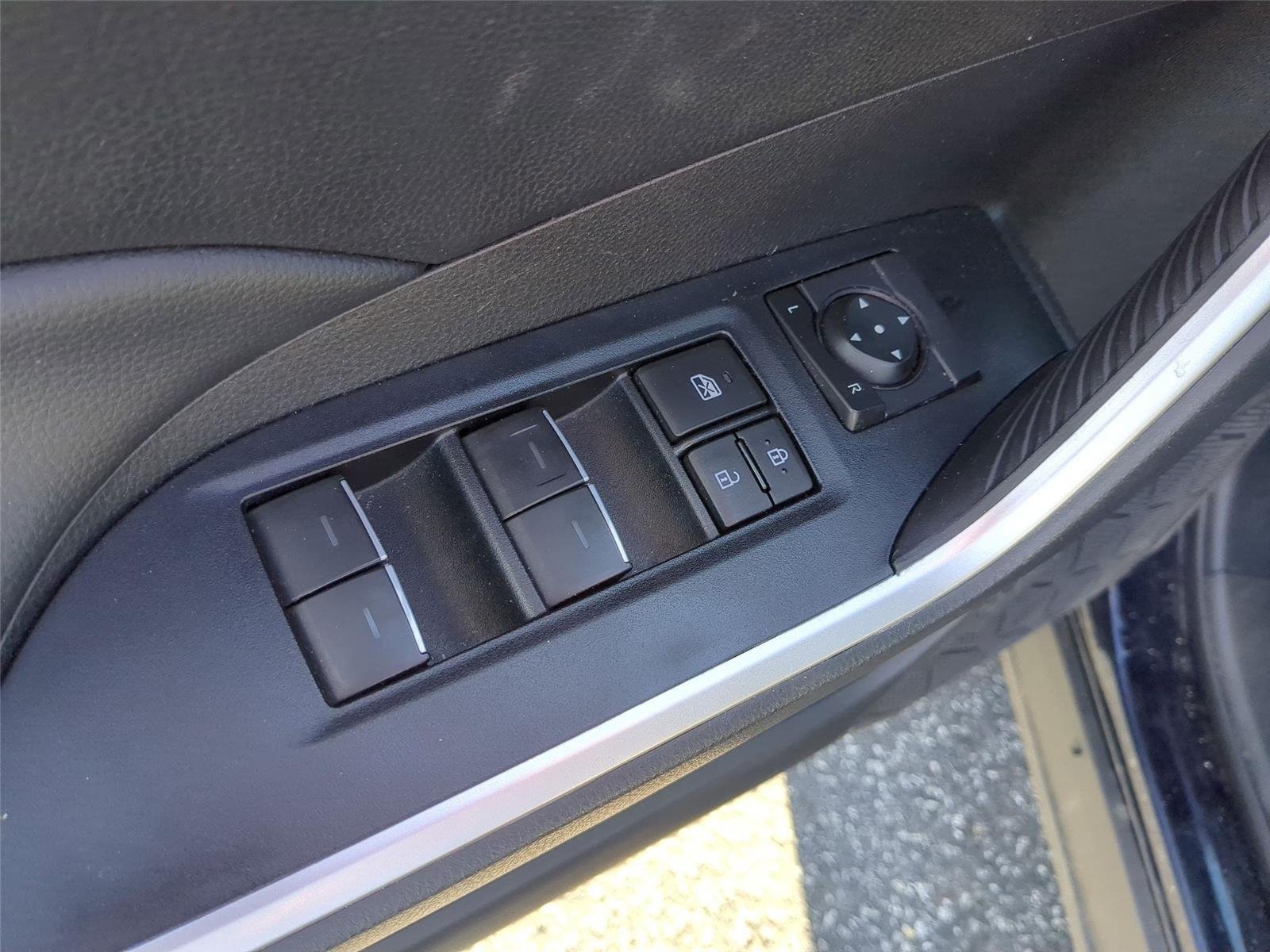 Used 2025 Blueprint Toyota Hybrid XLE image 16