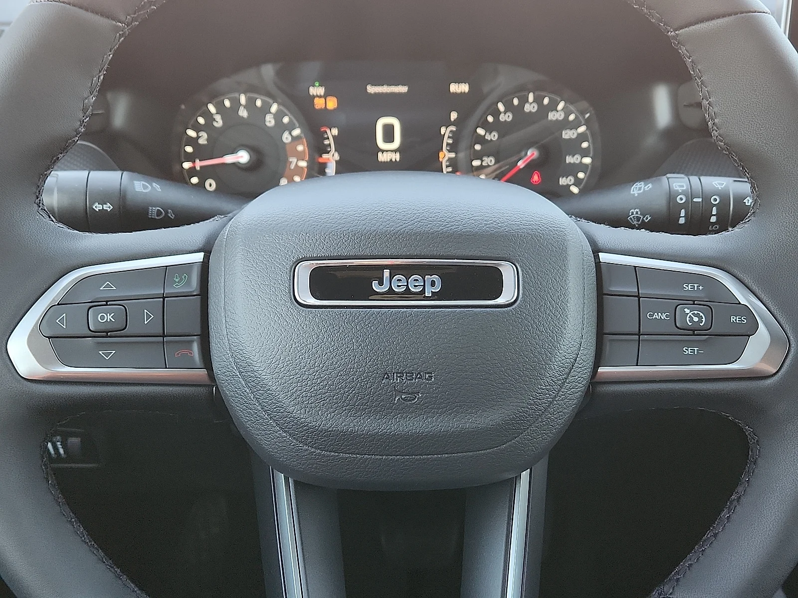 New 2026 PR6 Red Hot Pea Jeep LATITUDE ALTITUDE 4X4 image 19