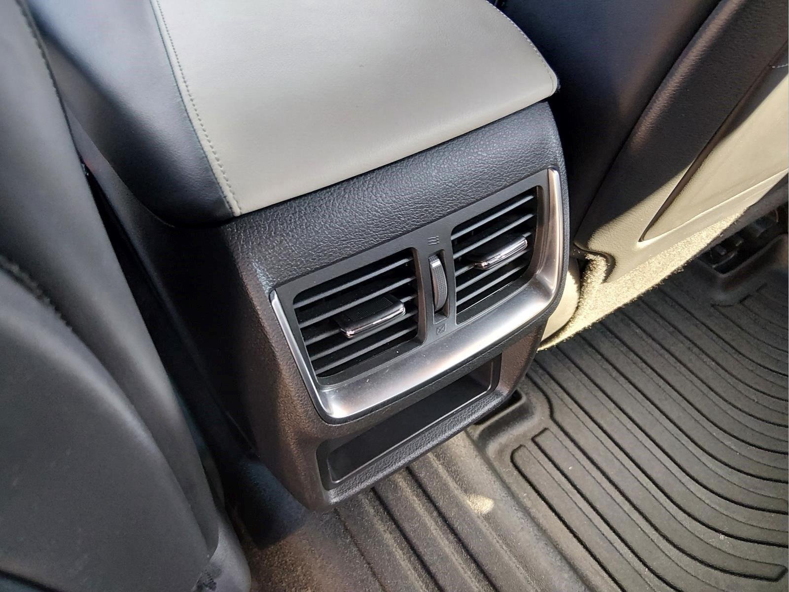 Used 2023 Graphite Shadow INFINITI LUXE image 13
