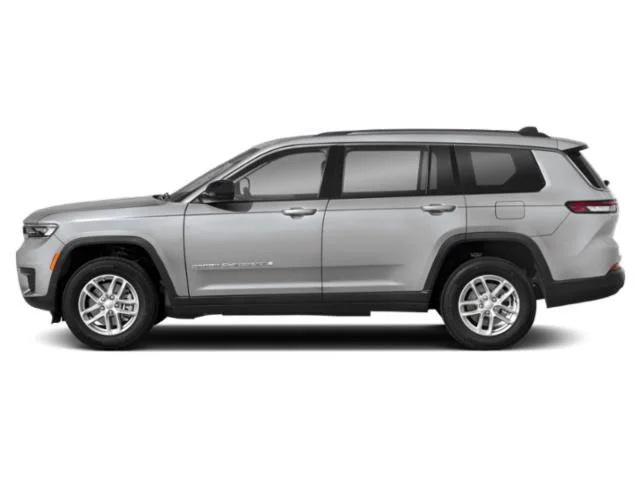 Used 2023 Silver Zynith Jeep Laredo image 6