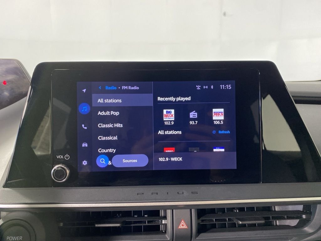 2023 Toyota Prius LE - Photo 14