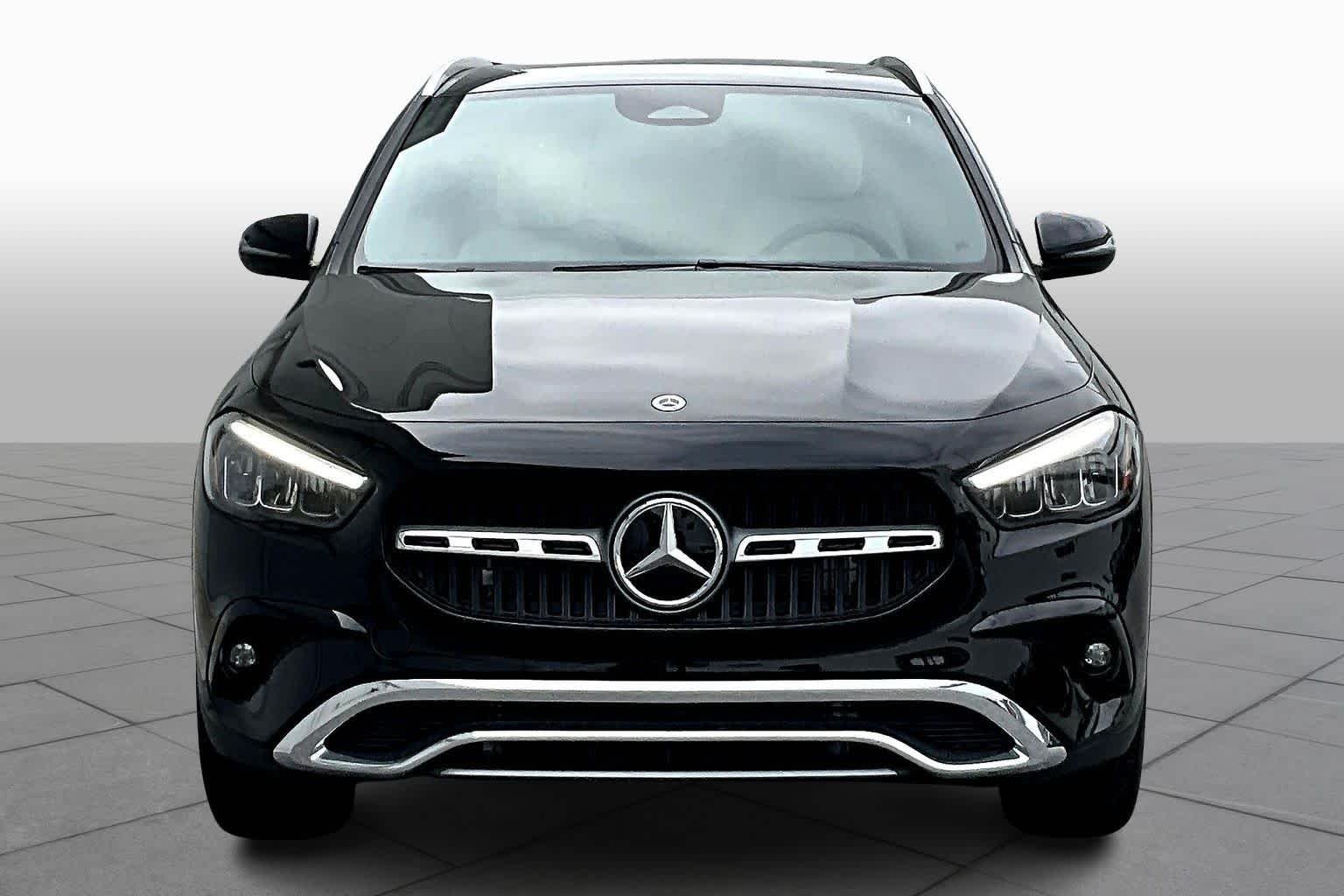 Used 2026 Night Black Mercedes-Benz GLA 250 image 4