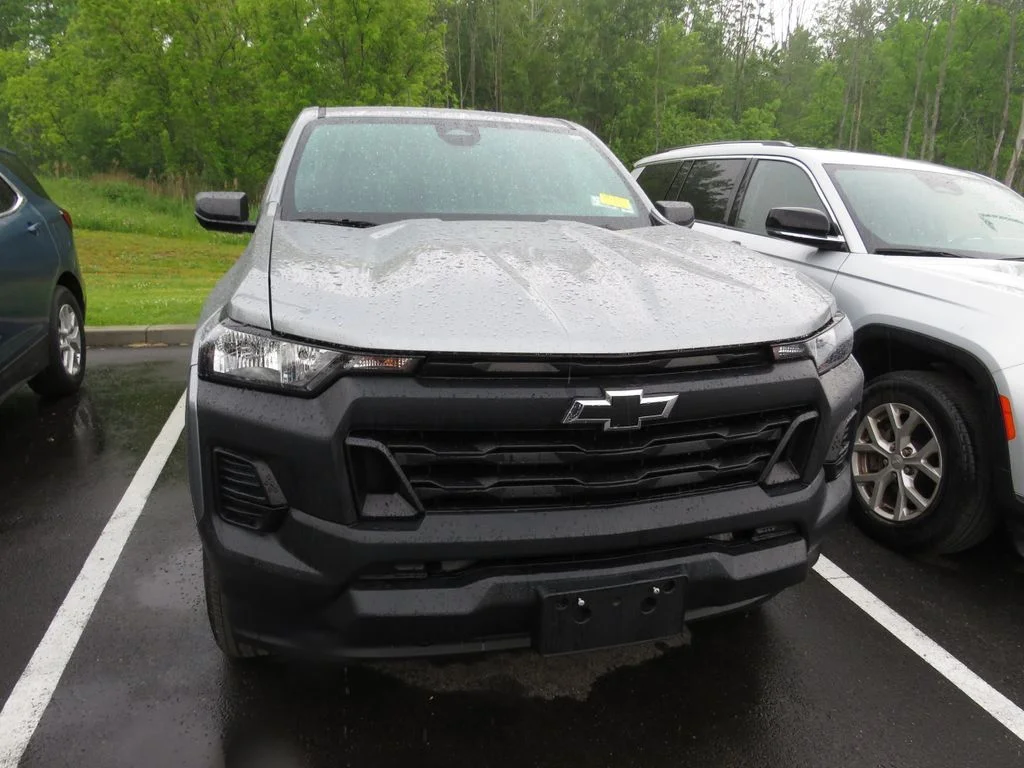 Used 2024 Gray Chevrolet Work Truck image 5