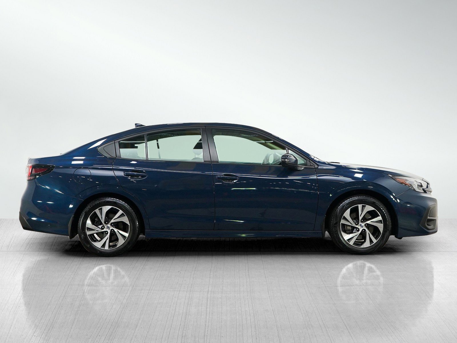 Used 2023 Cosmic Blue Pearl Subaru Premium image 6