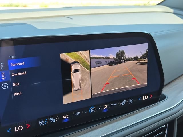 2026 Chevrolet Suburban High Country - Photo 24