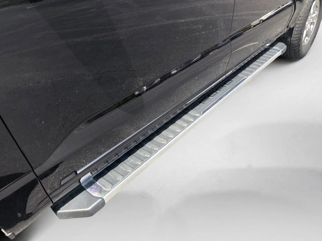 Used 2025 Black Ford XLT image 18