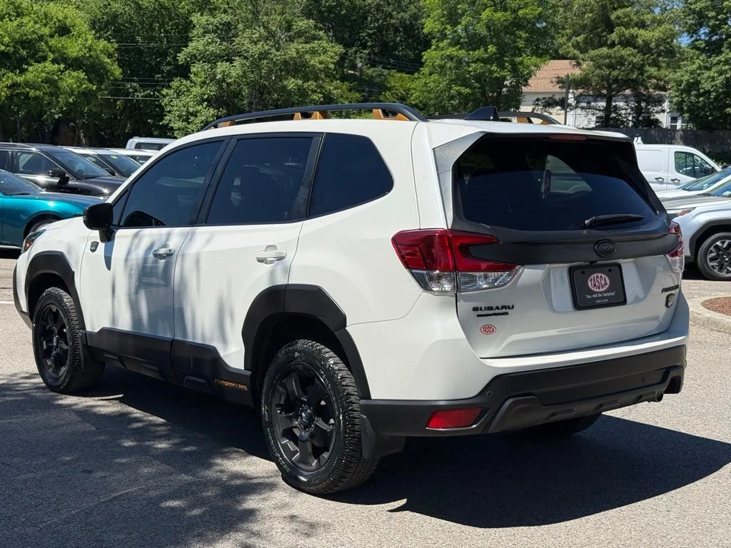 Used 2024 White Subaru Wilderness image 9