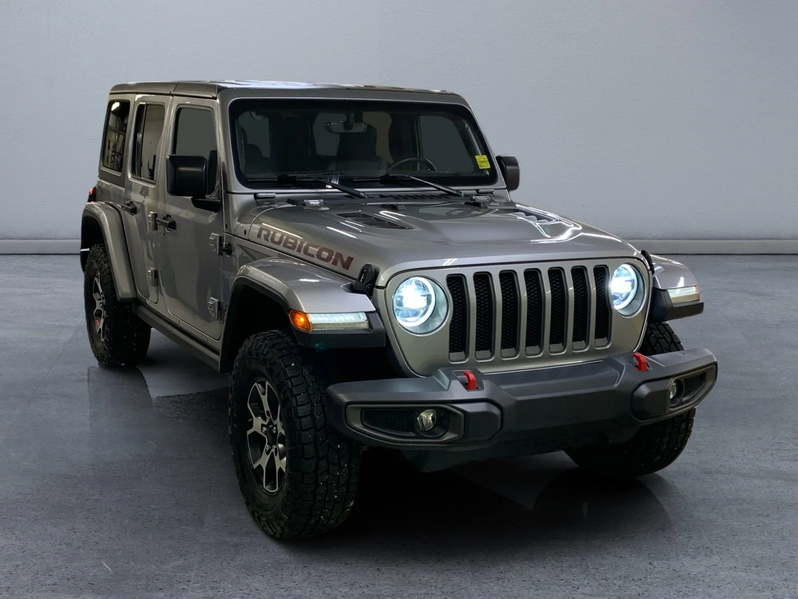 Used 2021 Billet Silver Metallic Clear Coat Jeep Unlimited Rubicon image 7