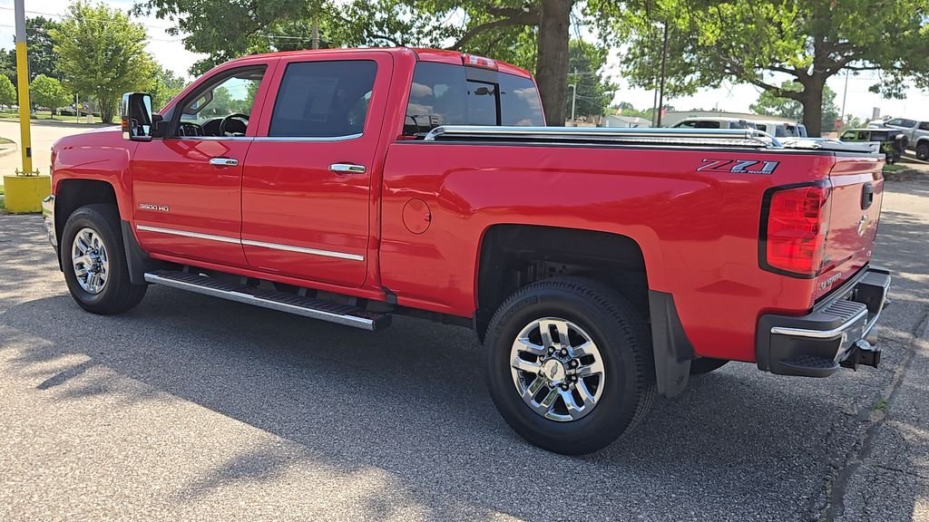 Used 2019 Red Chevrolet LTZ image 24