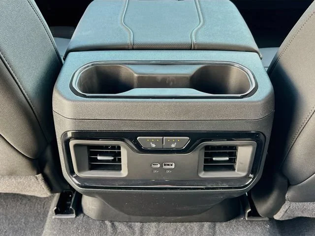 2026 GMC Sierra 2500HD AT4 - Photo 18