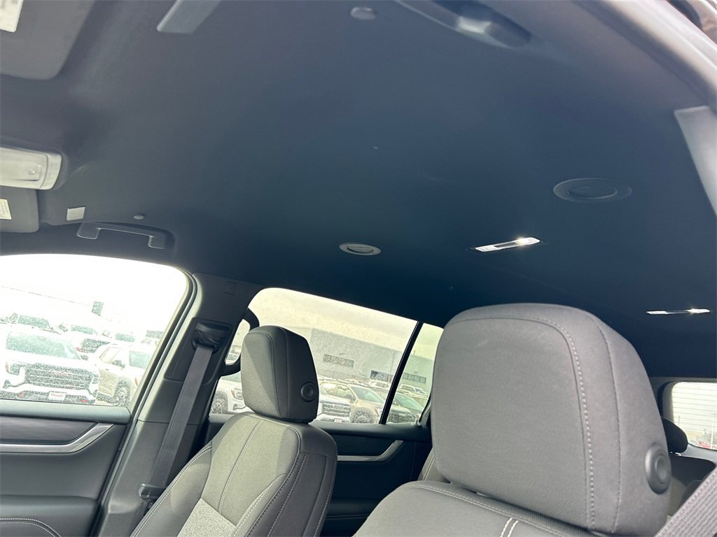 2026 GMC ACADIA - Image 27