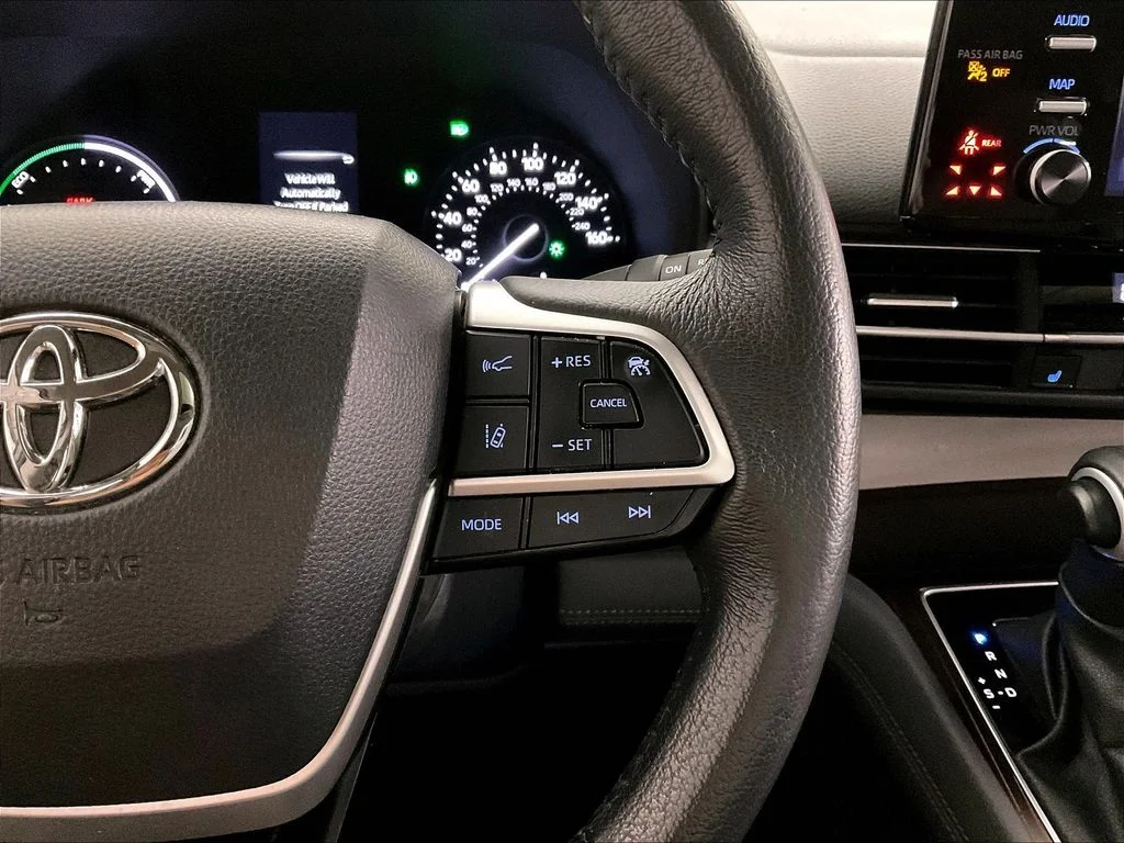 Used 2024 Black Toyota XLE image 23