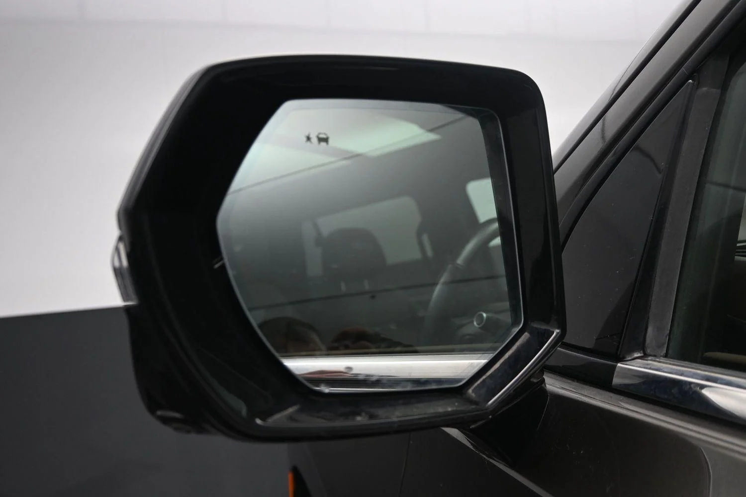 Used 2021 Graywood Metallic Chevrolet High Country image 21