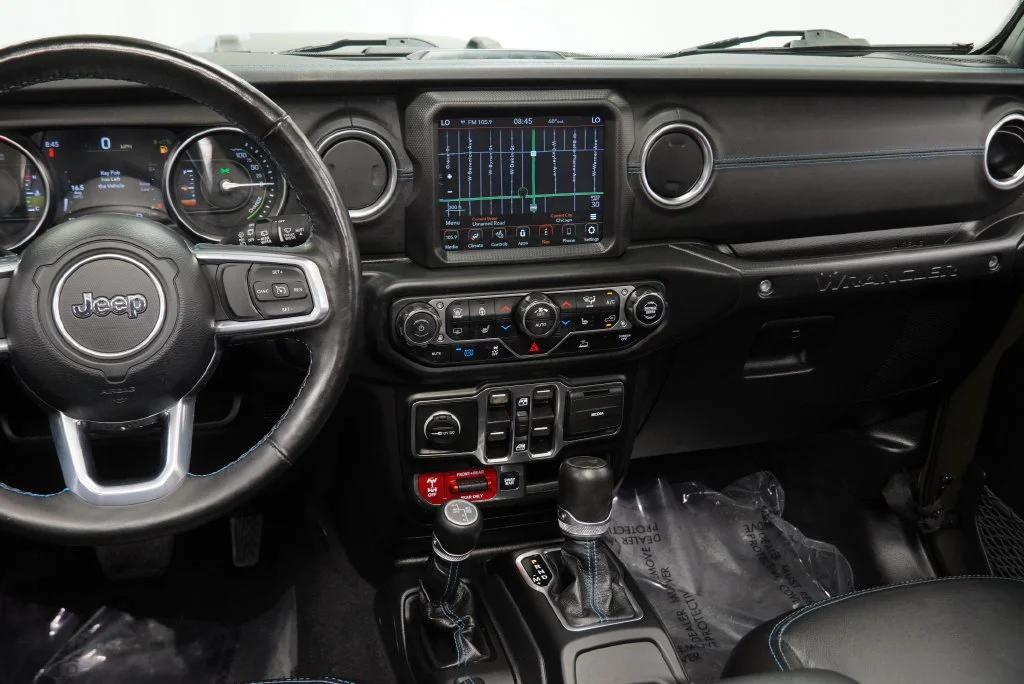 Used 2023 Green Jeep Rubicon 4xe image 23
