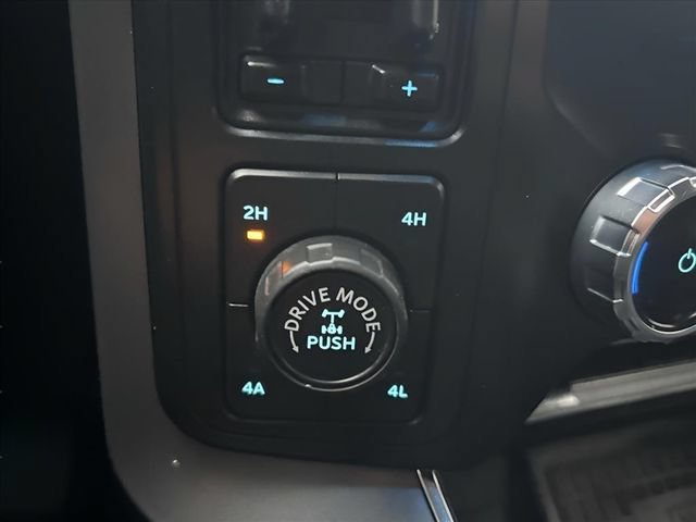 Used 2022 Black Ford LARIAT image 13