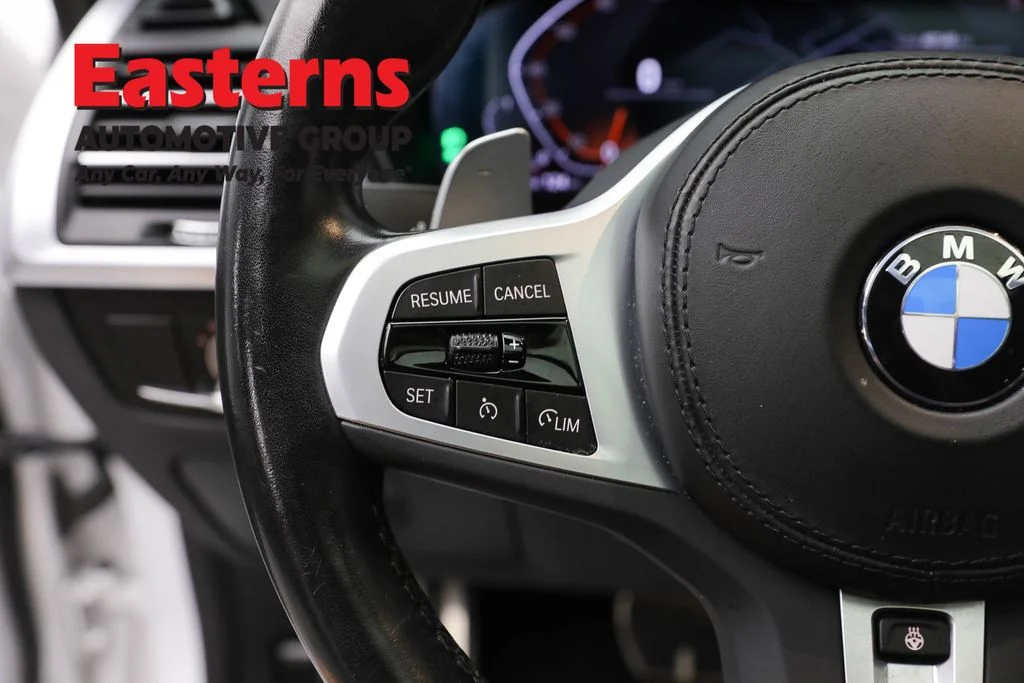 Used 2023 White BMW xDrive30i image 15