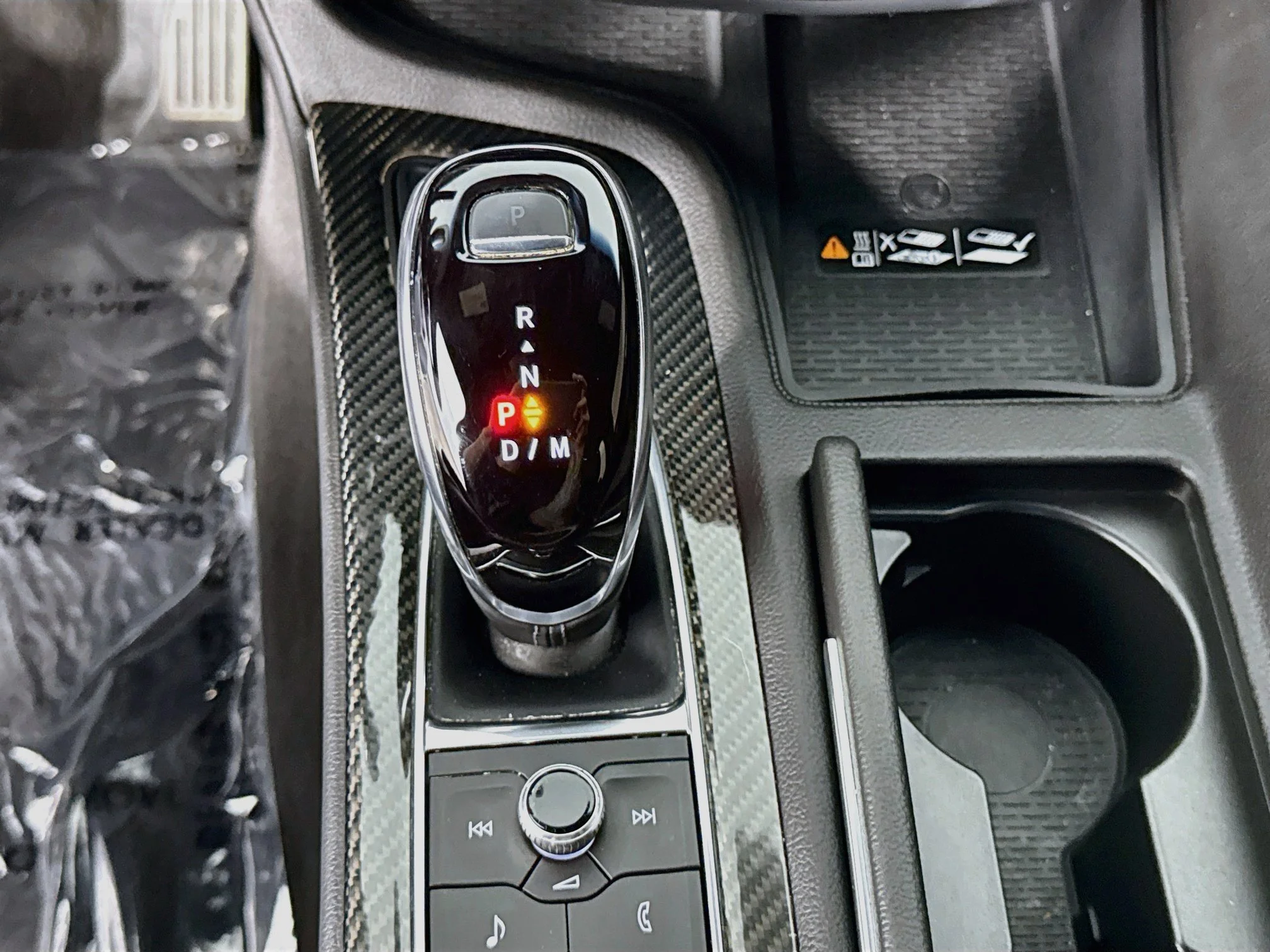 Used 2022 BLACK RAVEN Cadillac Sport image 18