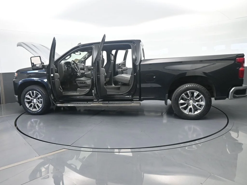 Used 2021 Black Chevrolet LT image 73