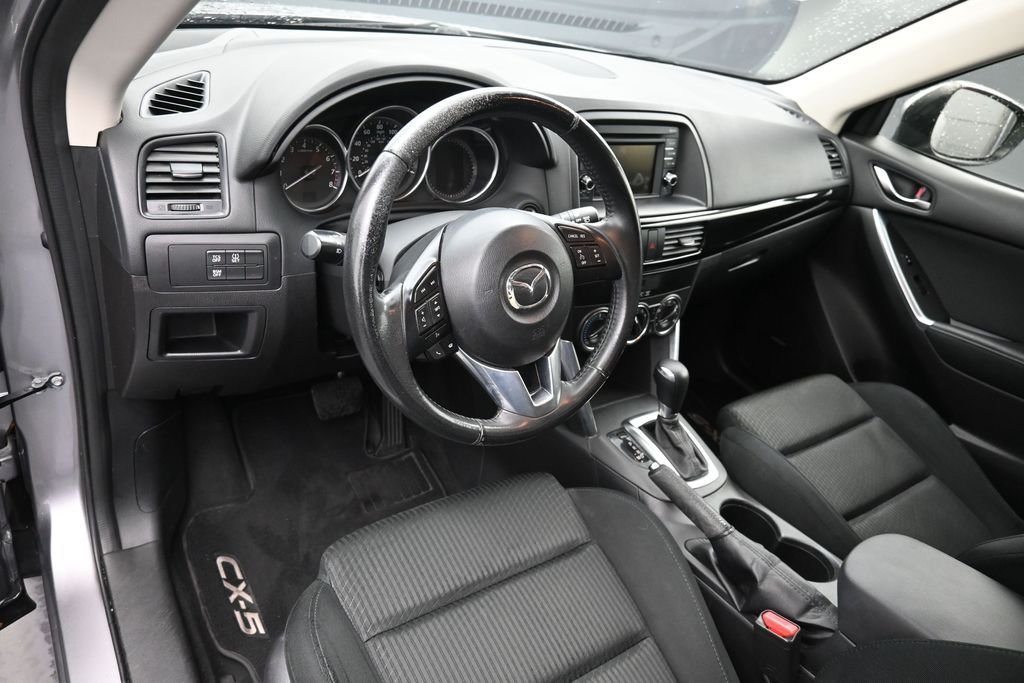 Used 2015 Silver Mazda Touring image 19