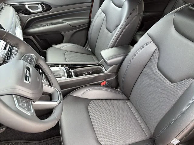 New 2026 Joose Exterior Paint Jeep Latitude image 19