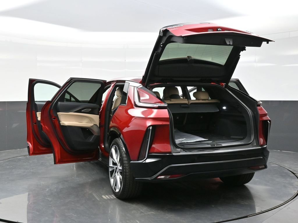 2025 Cadillac LYRIQ Luxury 3 - Photo 28