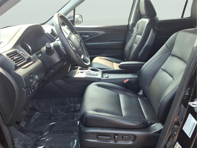 Certified Used 2023 Crystal Black Pearl Honda AWD RTL-E image 19