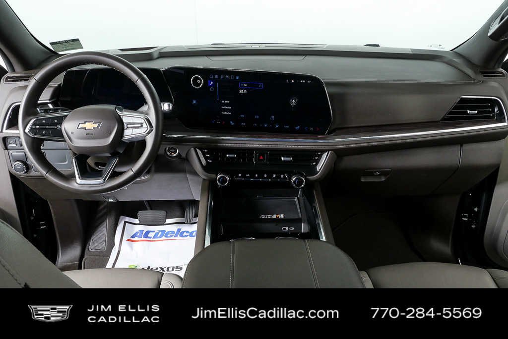 Used 2025 Black Chevrolet LT image 18