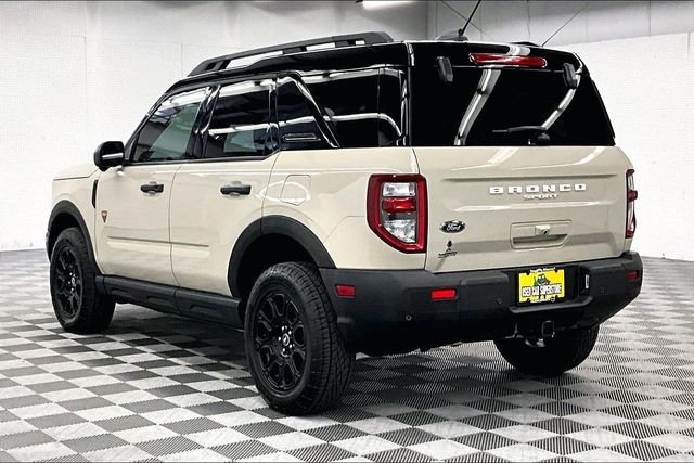 Used 2025 Desert Sand Ford Badlands image 2