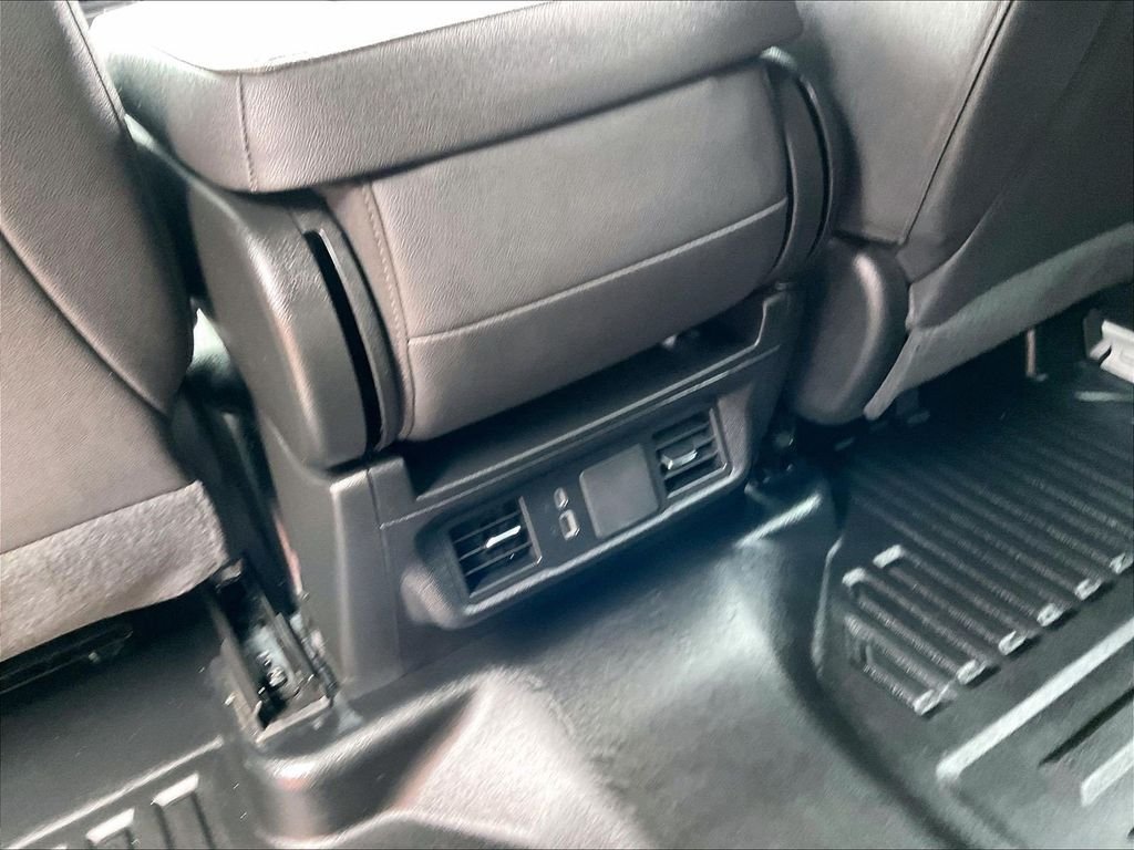 Used 2024 White Chevrolet Work Truck image 27
