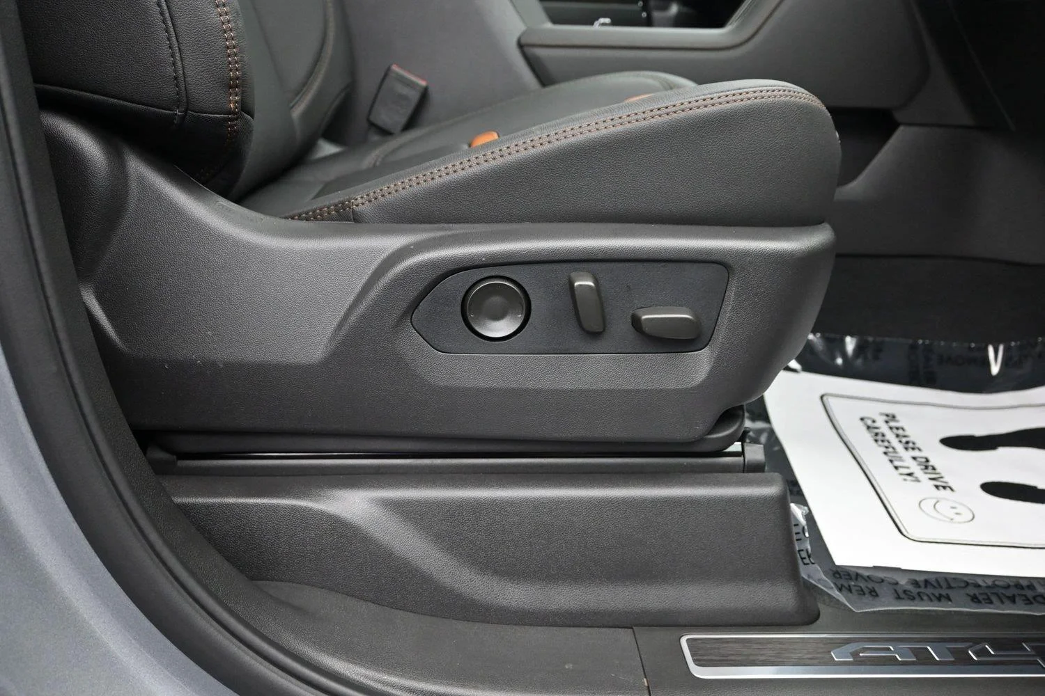 2026 GMC Sierra 1500 AT4 - Photo 12